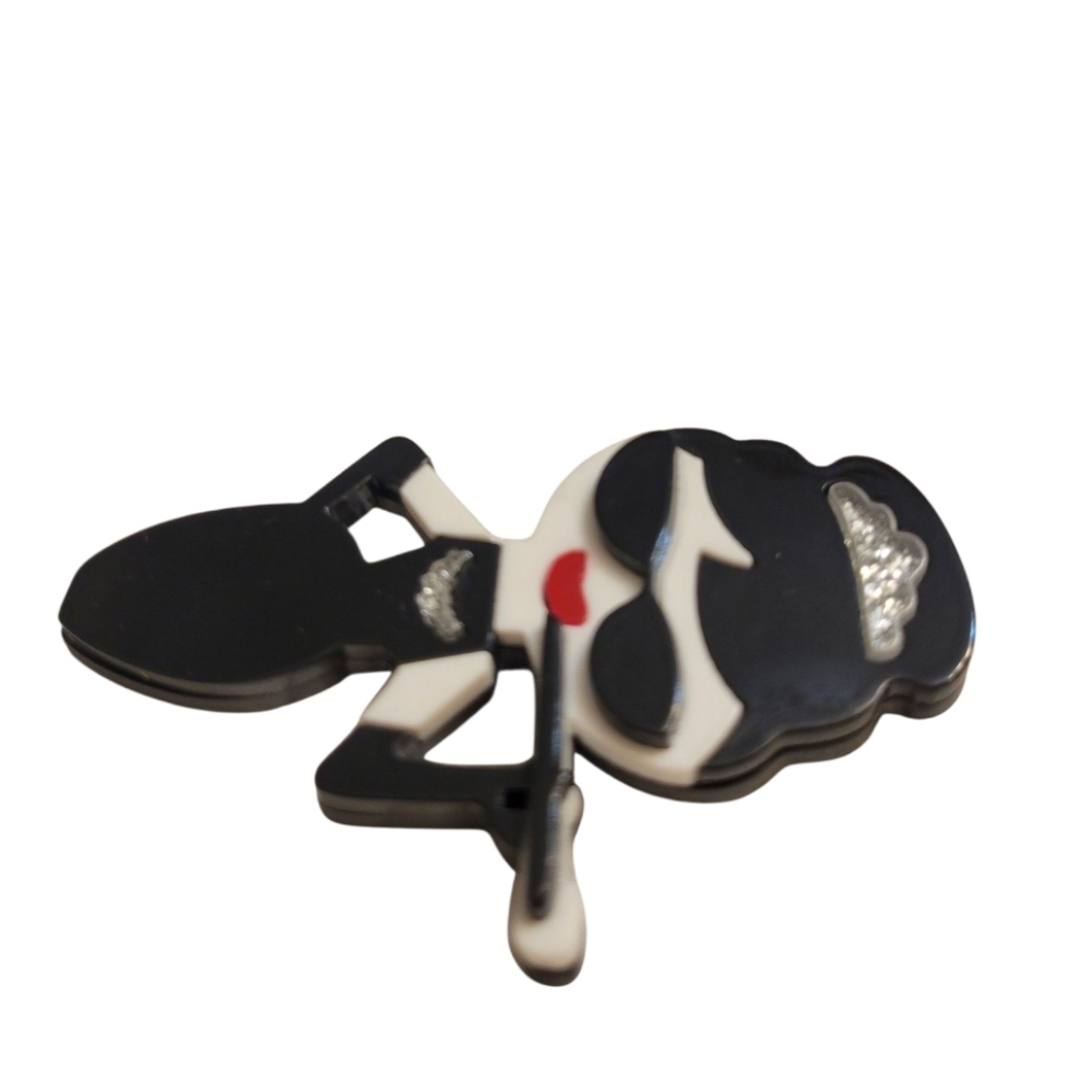 Aubrey Hepburn Triple Layer Acrylic Brooch - Back in Stock! - Picture 3 of 6